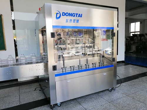 食用油灌裝機因細節而受歡迎，山東東泰為其助力